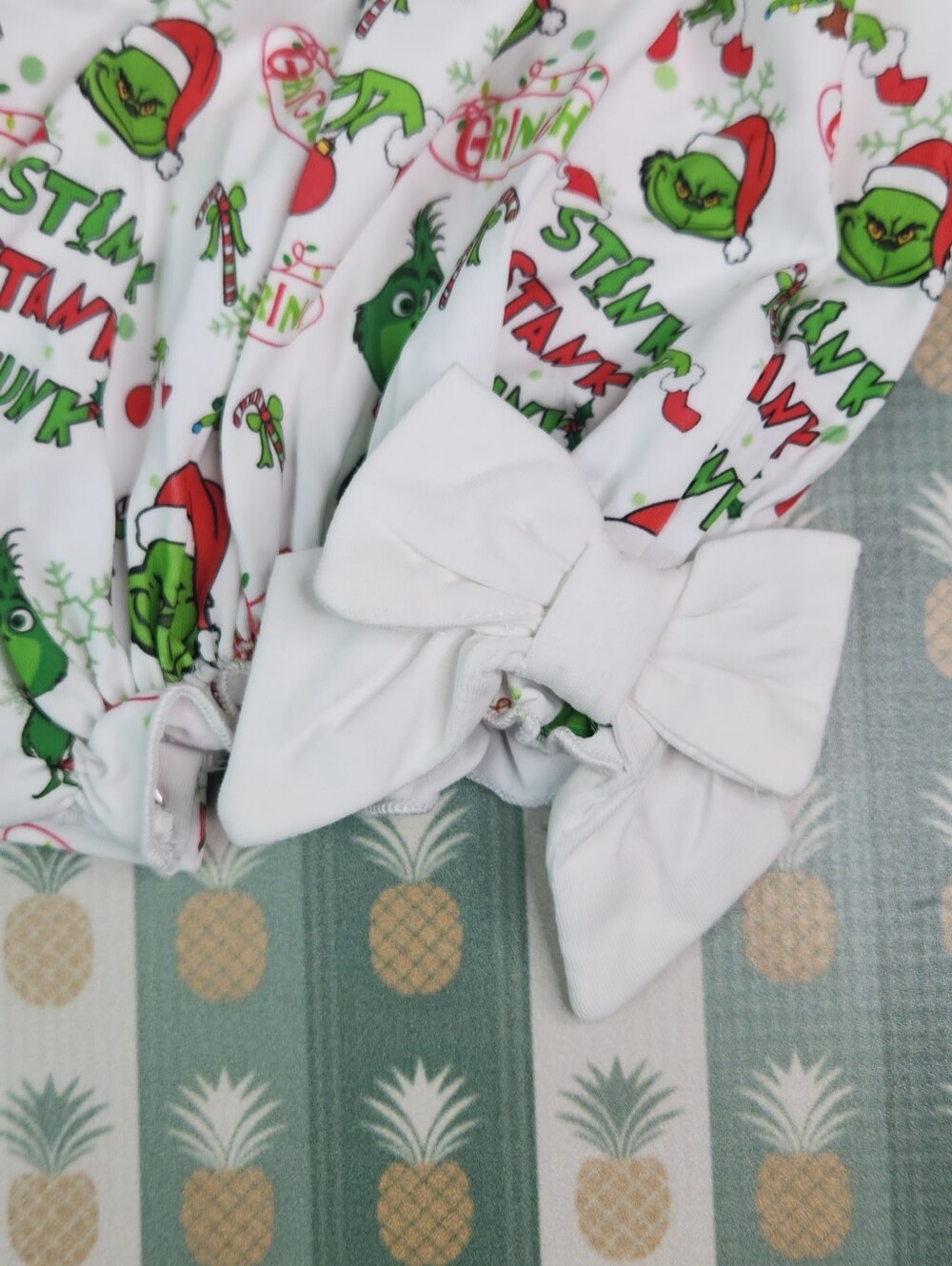 Tiny Threads Smocking Lucy Christmas Bundle - Picture 5 of 8